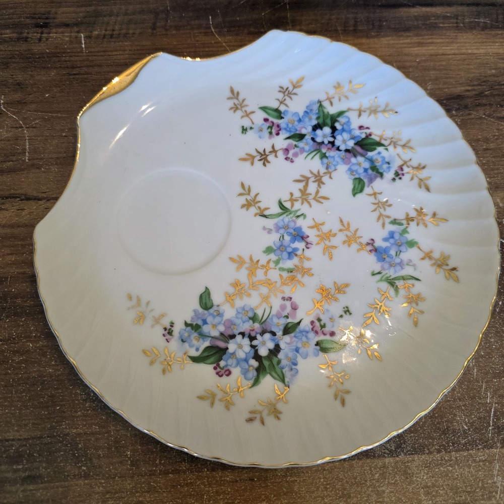 Vintage Porcelain Snack Shell Shaped‎ Plate Blue Floral Gold Trim Made in Japan